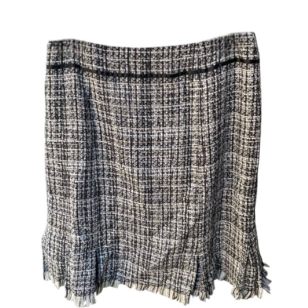 Etcetera Classic Black and White Tweed Frayed Skirt I Size: 4